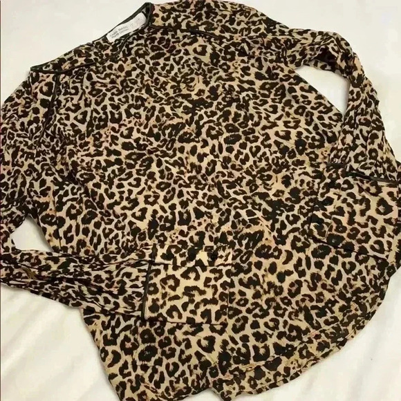Zara basic - Picture 1 of 3